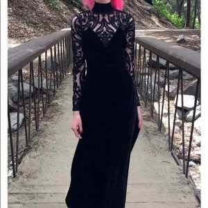 Folter Secret Society Velvet Gown Size Small